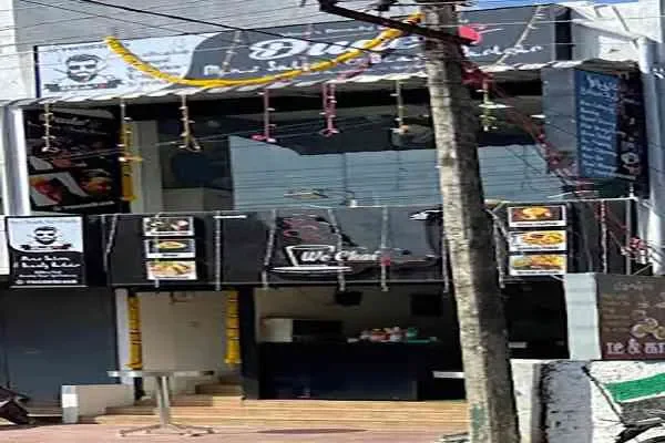 Image of: Dudes Mens Saloon and Beauty Parlour - Grooming for the Modern Man