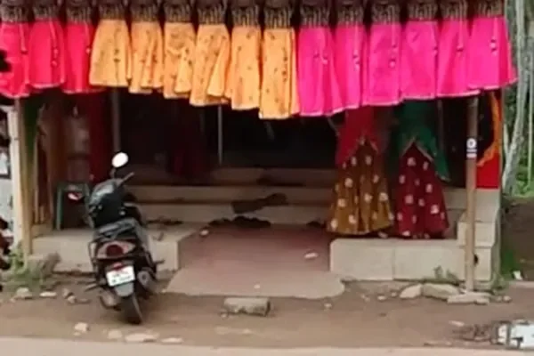 Image of: ELFA TEXTILES Arumanai - Textile & Ready-Made Garment Store