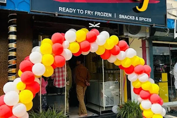 Image of: Farooj Nagercoil - Ready to Fry Frozen Snacks & Spices