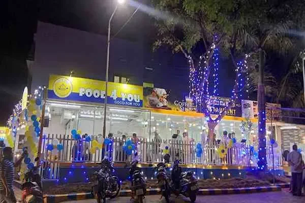 Image of: Food 4 You Restaurant - Fresh Meals for Every Occasion