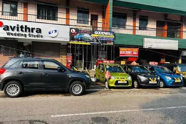 Image of: Good Will Motor Driving School - Expert Driver Training Programs