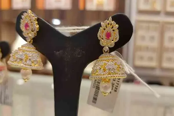 Image of: GRT Jewellers Tuticorin - Premium Gold and Diamond Jewelry