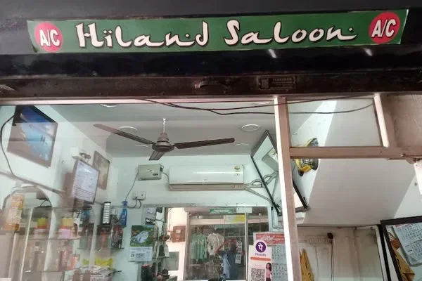 Image of: Hiland Saloon - Top Spot for Food and Drinks in Town