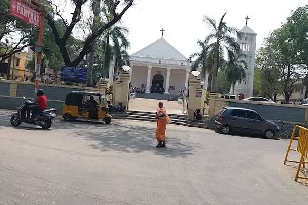 Image of: Home Church Primary School Quality Education and Care