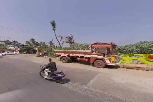 Image of: Hotel Isha - Local Dining