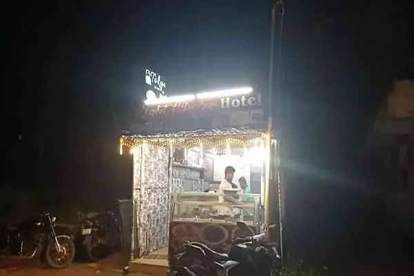 Image of: Hotel Right Choice - Dining Spot