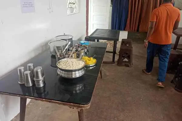 Image of: Hotel Mariza  Budget Hotel with Homely Meals