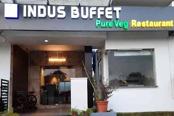 Image of: Indus Buffet - All-You-Can-Eat Local Cuisine