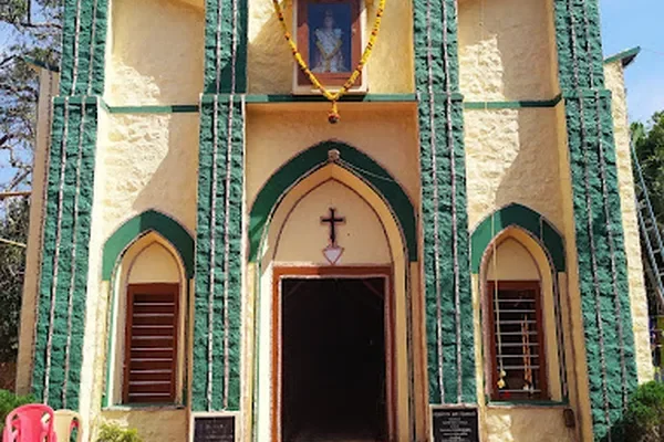 Image of: Infant Jesus Church Perumankuzhi Karungal