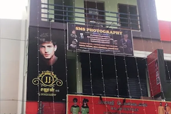 Image of: JJ Saloon - Premier Hair and Beauty Services in Town