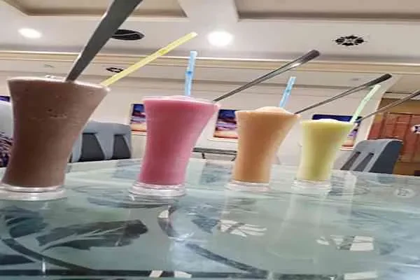 Image of: Johnson Bakery & Restaurant - Fresh Baked Goods and Dining