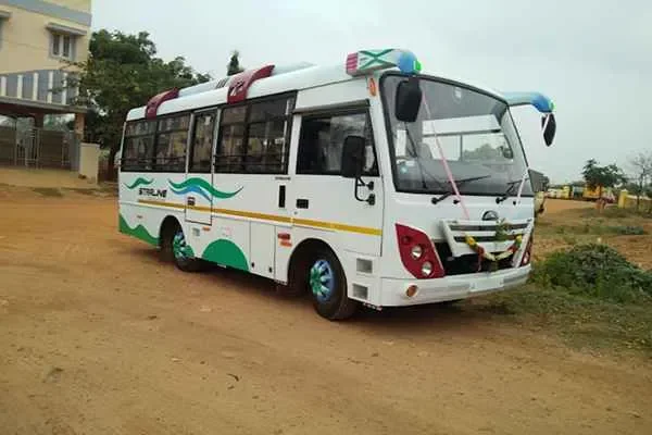 Image of: KK HOLIDAYS TRAVELS & CALL TAXI