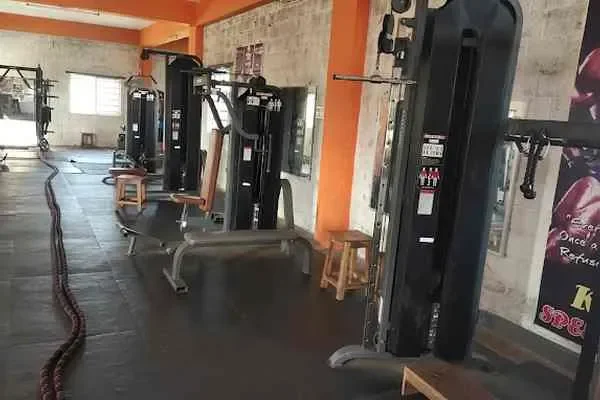 Image of: KMM Speed Gym 2 - Quality Gym Facility