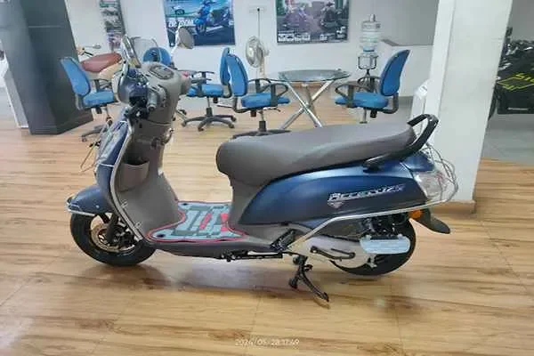 Image of: Kanya Suzuki