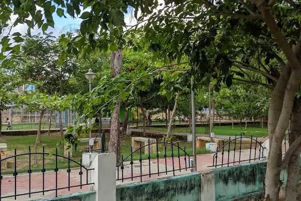 Image of: Kuruntheru Park Outdoor Fun and Nature Retreat