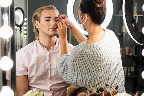 Image of: LOOK BOY Beauty Parlour - Your Ultimate Grooming Space