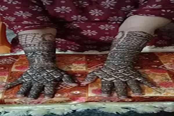 Image of: Lady Bird Beauty Parlour - Elegant Beauty Services for Women