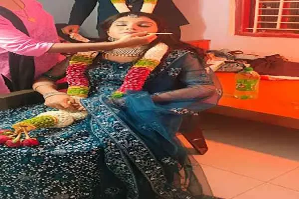 Image of: Lifestyle Herbal Beauty Parlour 81 | Bridal Makeup Artist Priya – Natural Beauty Treatments