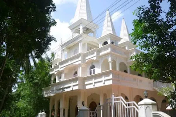Image of: London Mission Church Kuzhicode-Valvachagostam