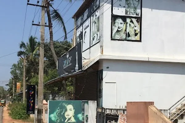 Image of: Look At Me Ladies Beauty Clinic Services and Treatments