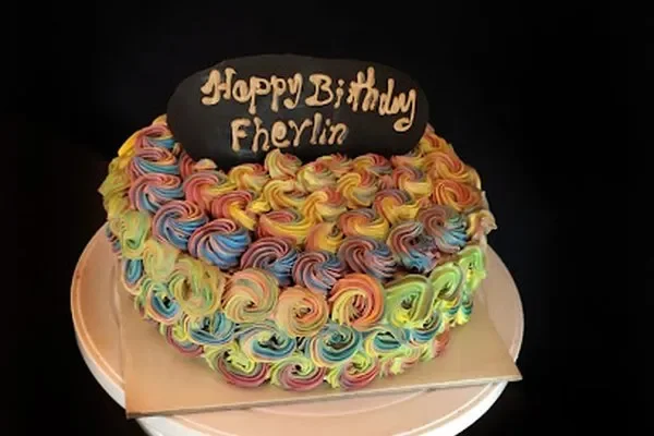 Image of: Luxury Cakes Handmade for Every Celebration