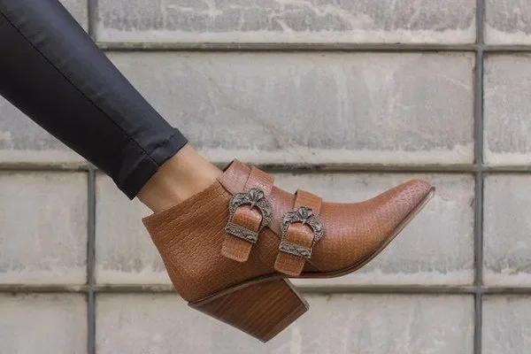 Image of: M40 Shoes and Chappals Affordable Comfort and Style