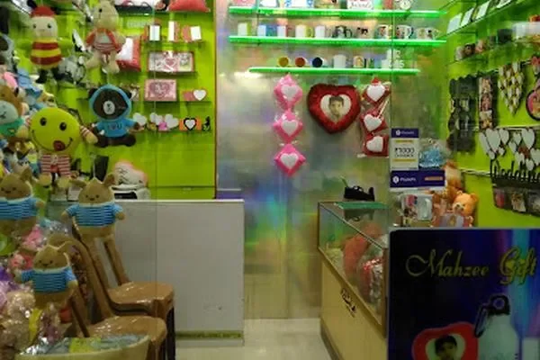 Image of: Mahzee Gift Memories Unique Personalized Gifts