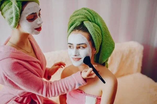 Image of: Malar Beauty Parlour Ladies Tailoring and Aari Work