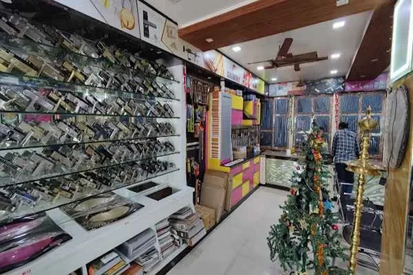 Image of: Maria Glass Plywood Paint and Hardware dealer in Nagercoil