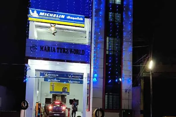 Image of: Maria Truck Wheels(Dealers of Michelin, Continental, Bridgestone, Ralco, Ceat, Timsun, Maxxis)