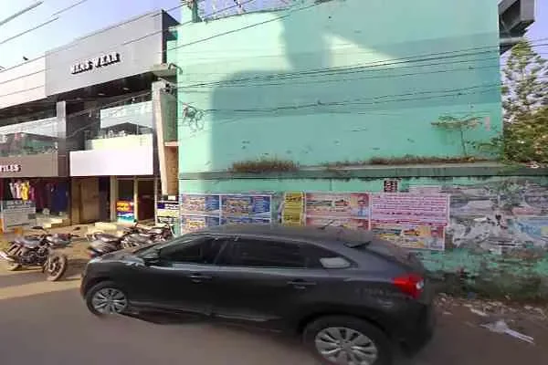 Image of: Modern Hotel - Comfortable Stays and Dining