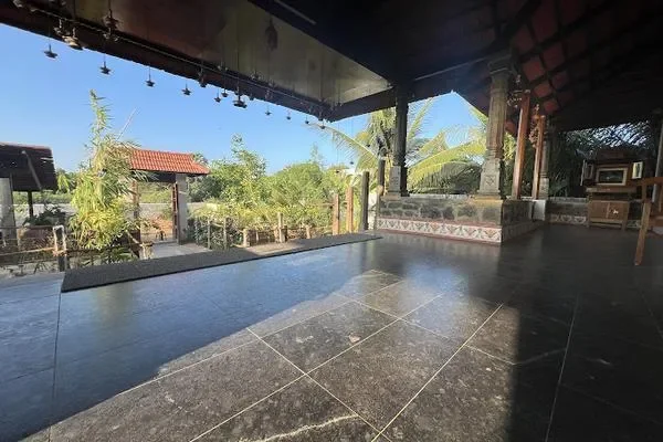 Image of: Muthu Nandhini Palace Luxury Stay in Vibrant Location