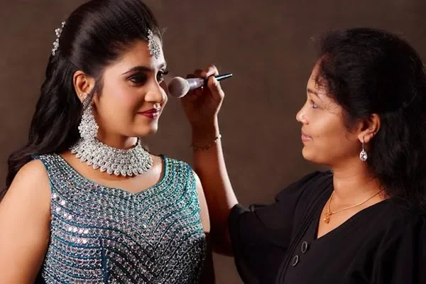 Image of: Nagercoil Makeup Artist Archana Hair and Makeup Services