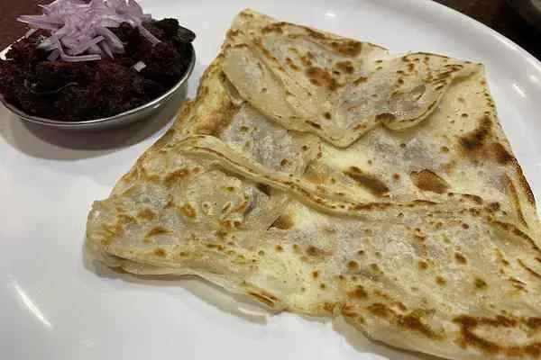 Image of: Nanban Restaurant - South Indian Vegetarian & Non-Vegetarian Specialties