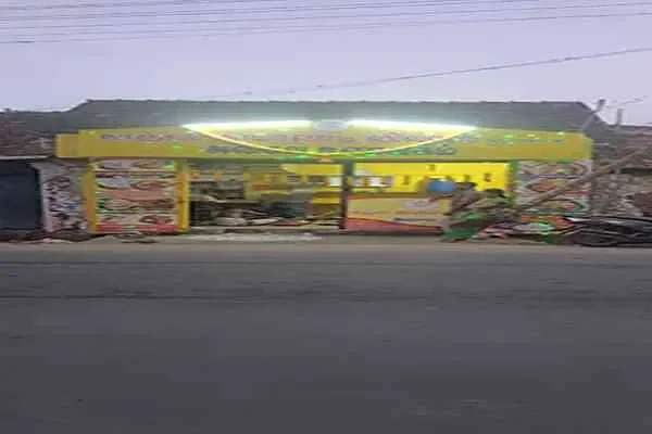 Image of: Nanjil Mayandi Vilas - Authentic South Indian Meals