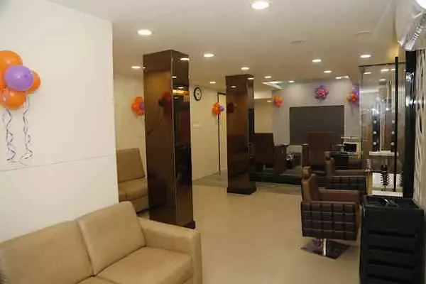 Image of: Naturals Ayur Salon & Ayurvedic Wellness Center - Holistic Beauty and Wellness Services