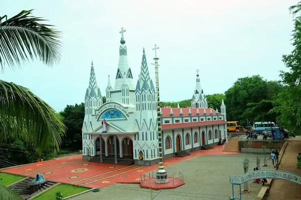 Image of: Our Lady of Presentation Church Mathapuram Madhapuram