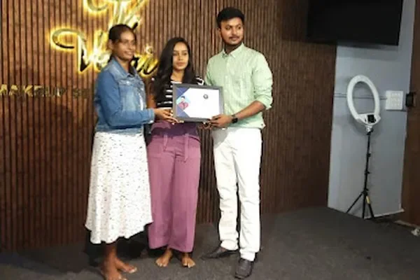 Image of: Prathi Makeup Artist Nagercoil Expert Makeup Services