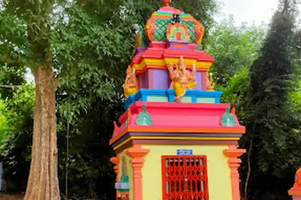 Image of: Patanilam Devi Temple Pacode