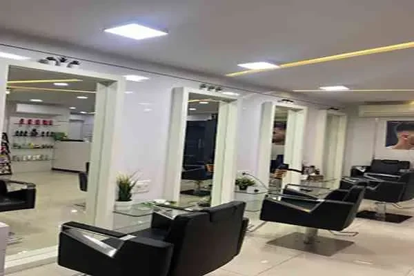 Image of: Pearl Unisex Hair & Beauty Salon - Affordable Beauty and Grooming Solutions