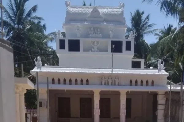 Image of: Petha Perumal Kudierrupu Puthalam