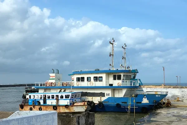 Image of: Poompuhar Shipping Corporation, Kanniyakumari - Marine Transport Services