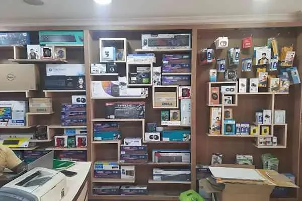 Image of: PrakaZ ComputerZ - Technology Solutions and Services