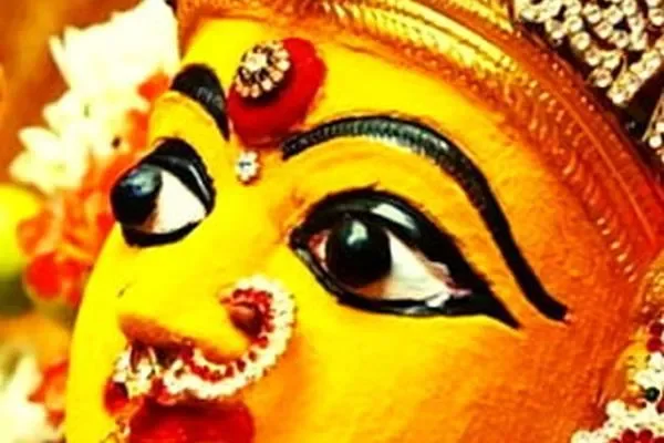 Image of: Puthukuzhi Sri Bhadrakali Amman Temple Nallur - Divine Blessings