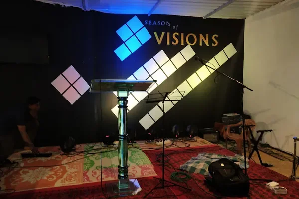 Image of: REM Church Mylaudy