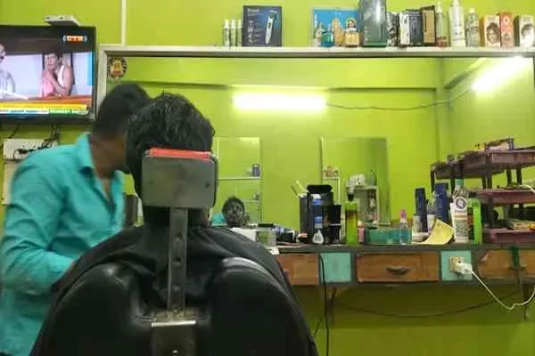 Image of: RK Saloon & Beauty Parlour – Comprehensive Hair and Beauty Services