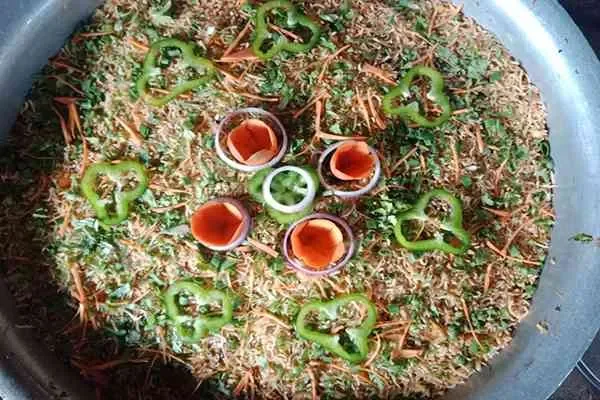 Image of: Ruci Hotel - Comfortable Rooms and Delicious Meals