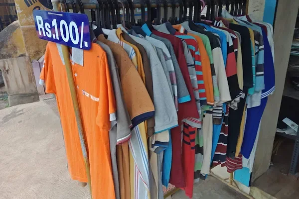 Image of: Rahul Readymades Munchirai  Ready Made Garments Store