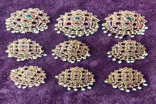 Image of: Raj Lakshmi Beauty Cosmetics - Professional Beauty Services