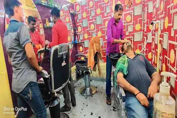 Image of: Rajan Saloon: Affordable and Trendy Haircuts for Every Style